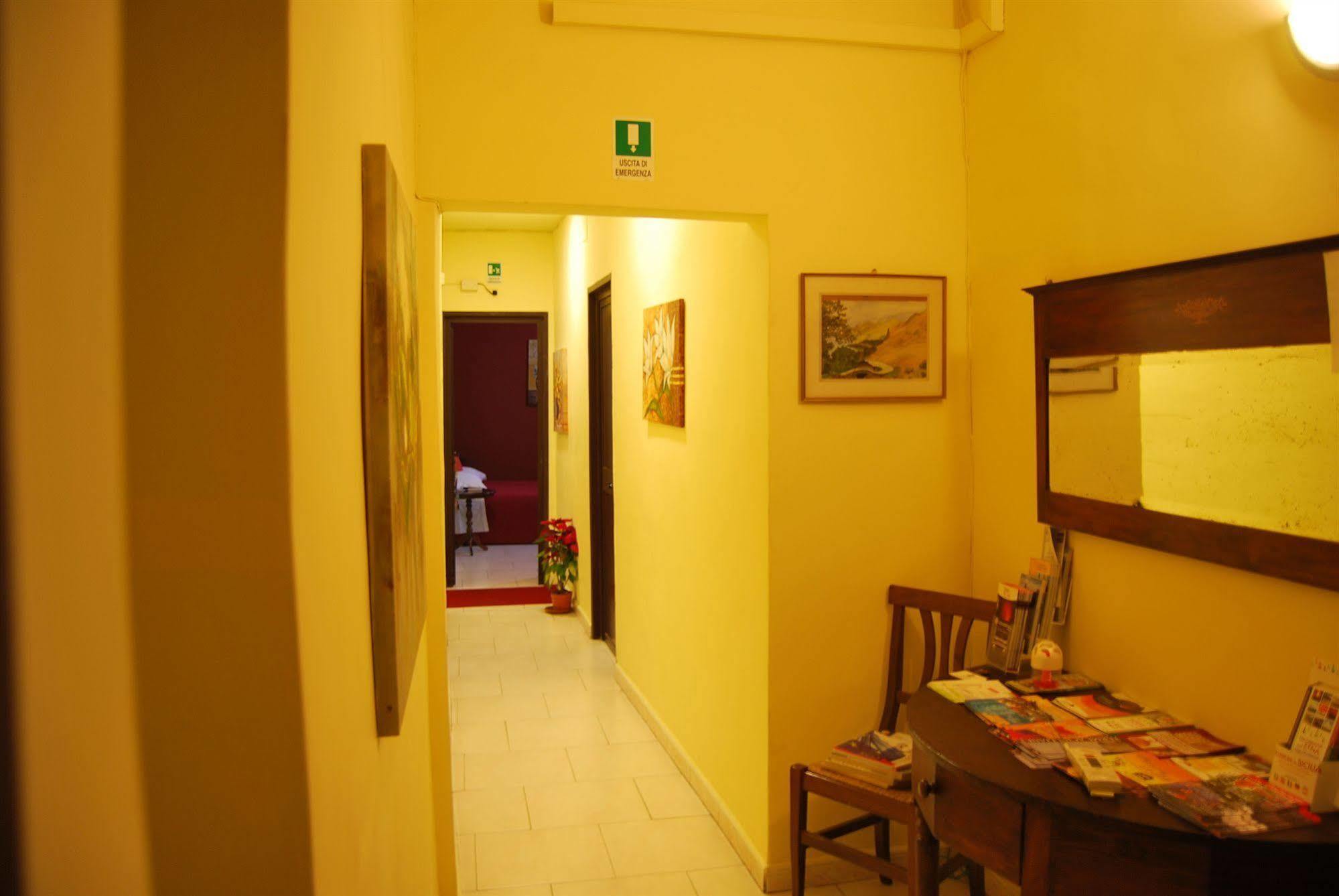 Hotel Bellini Katanya Dış mekan fotoğraf
